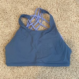 Lululemon Free to be Wild High neck